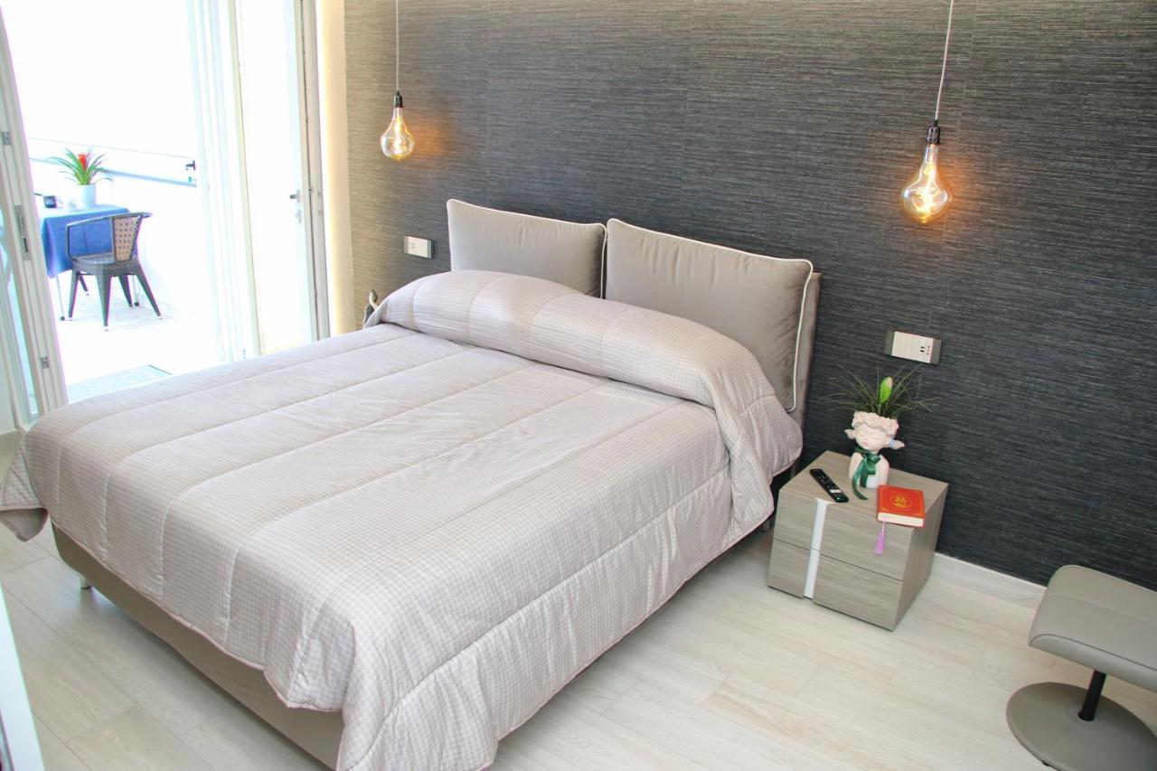 En Suite Bedroom Blue Moon Πιάνο ντι Σορέντο Εξωτερικό φωτογραφία