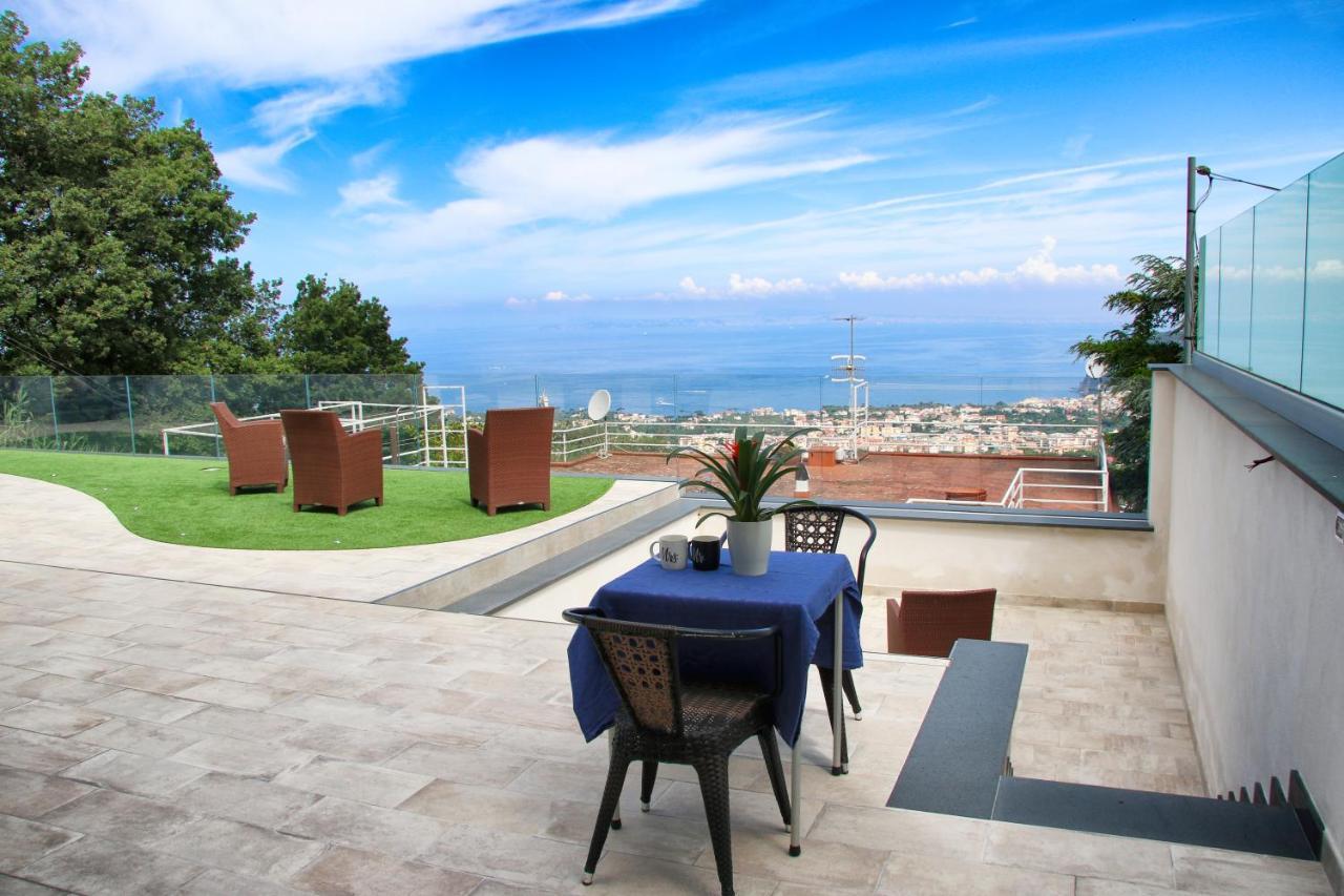 En Suite Bedroom Blue Moon Πιάνο ντι Σορέντο Εξωτερικό φωτογραφία